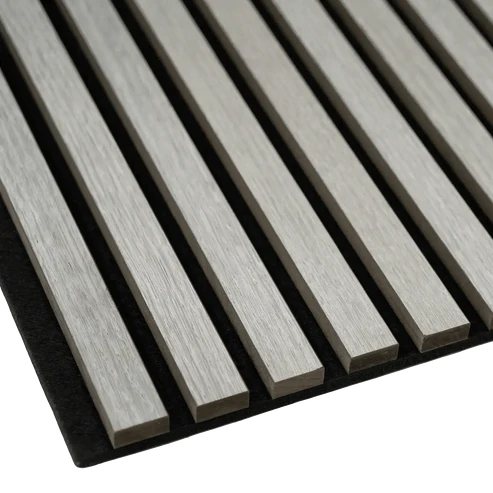 Akustikpaneele - Lamellendekor Eiche hellgrau mit schwarzem Filz